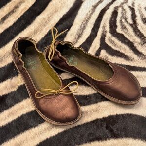 Camper Brown Leather Flats with Bow